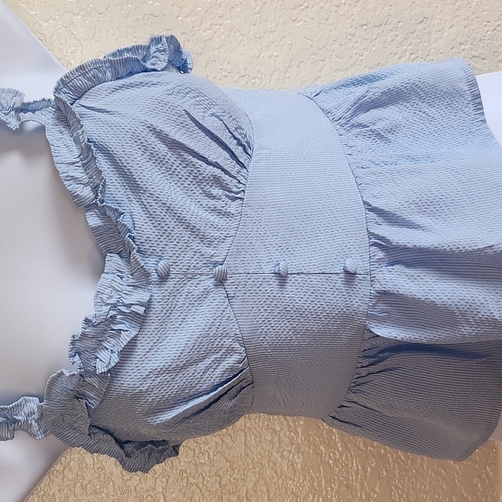 E&M SLEEVELESS RUFFLE CROP TOP SIZE S - Picture 2 of 6